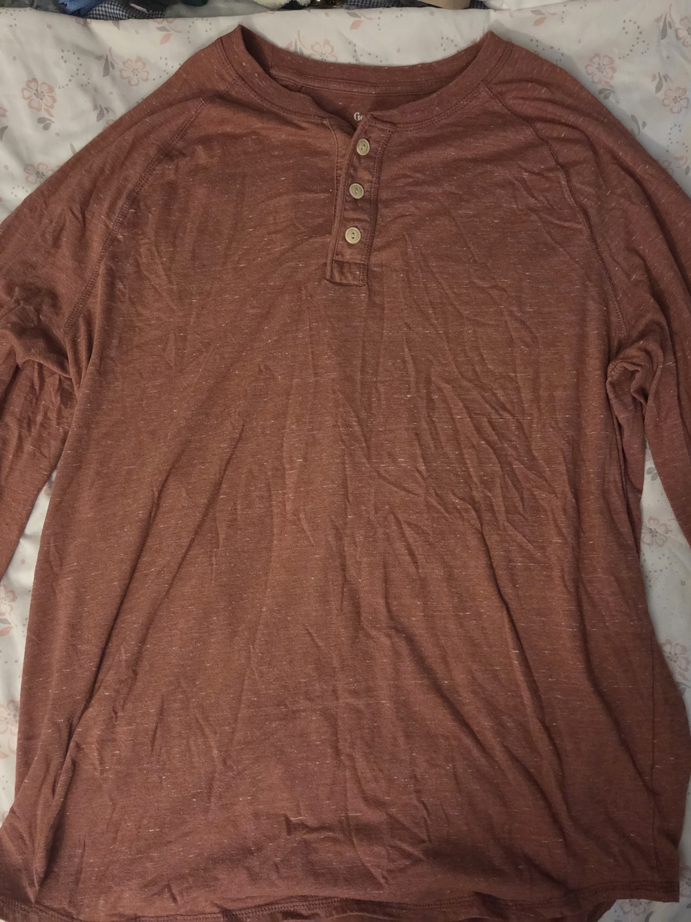 Men's Long-Sleeve Henley Shirt in Rust